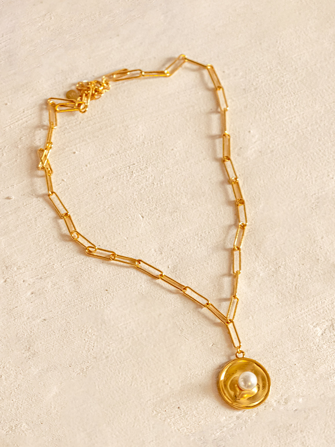Gold Link Chain Necklace With Pearl Coin