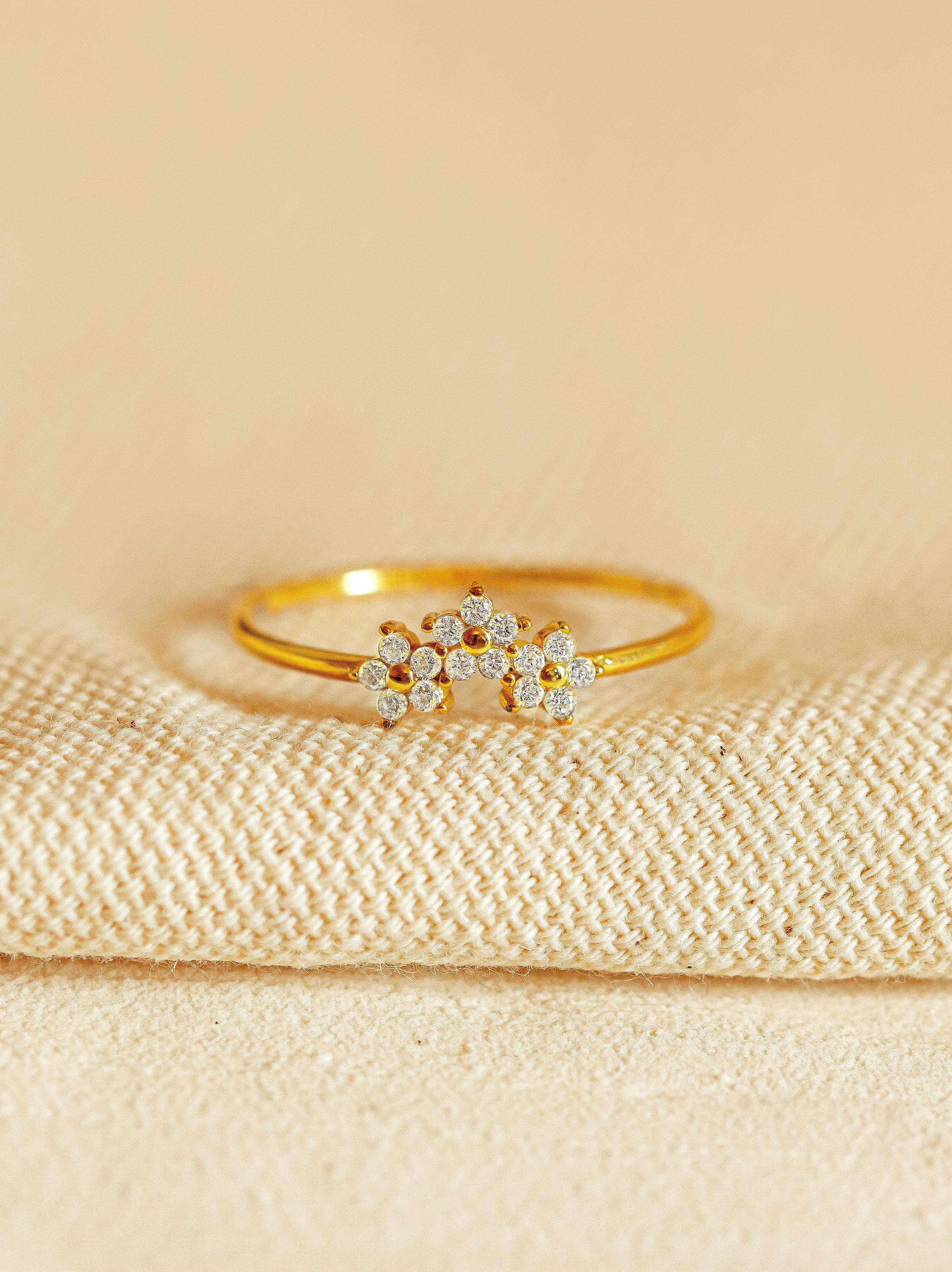 Gold Cluster Flower Ring - Three Dainty Flowers