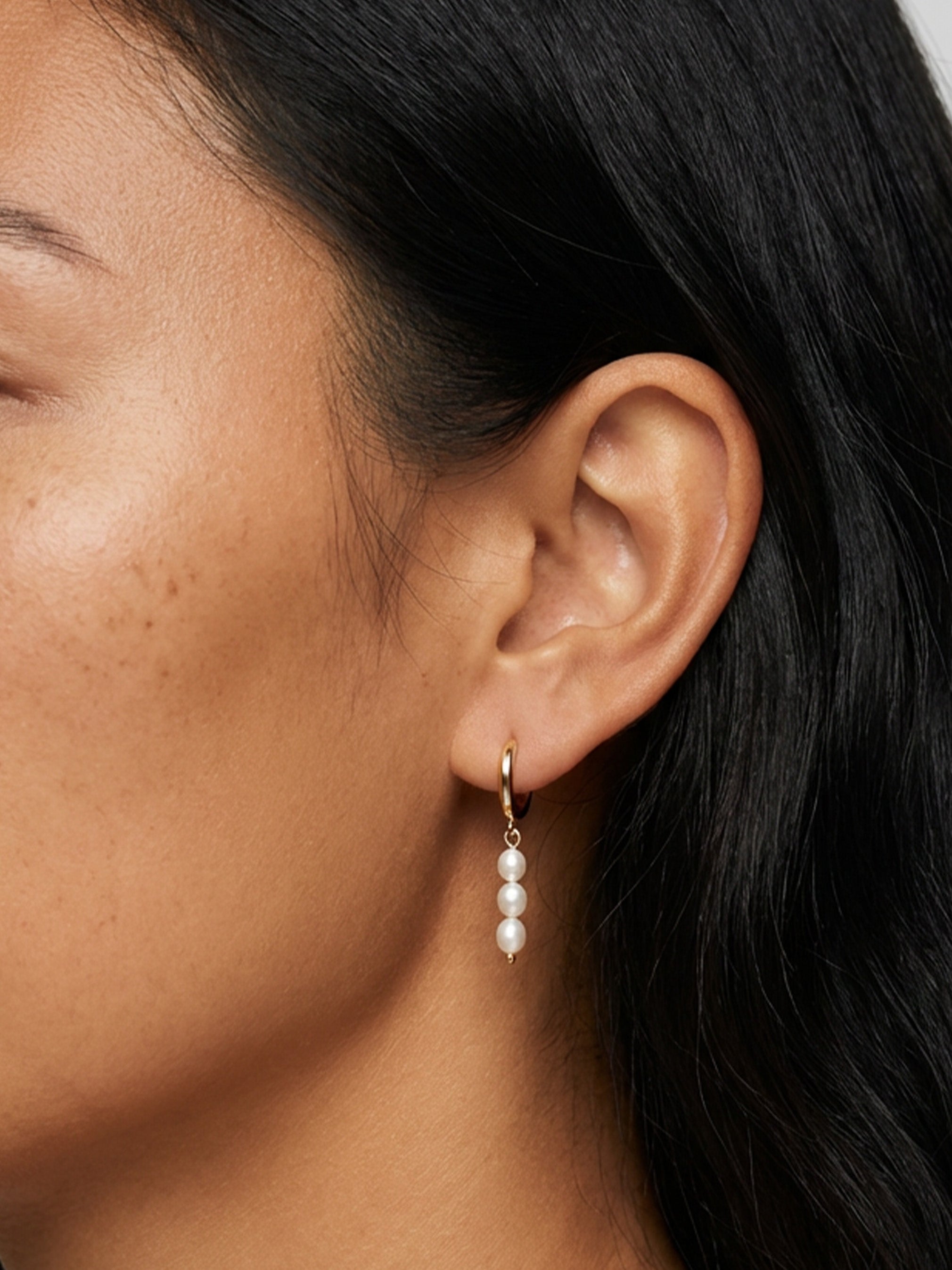 Tiny Baroque Pearl Huggie Hoop Earrings