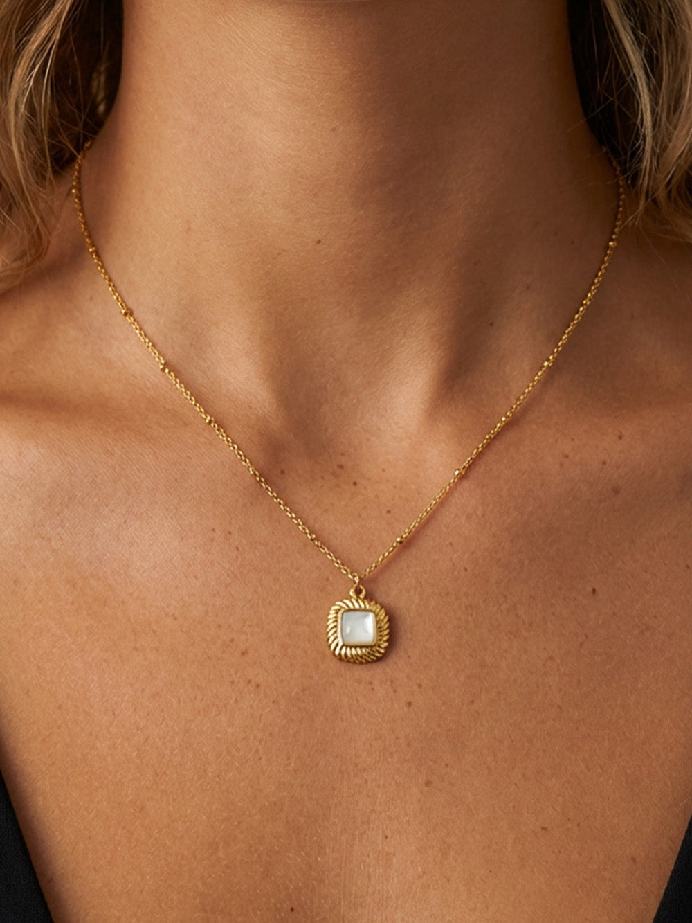 Square Pearl Necklace With Bobble Chain