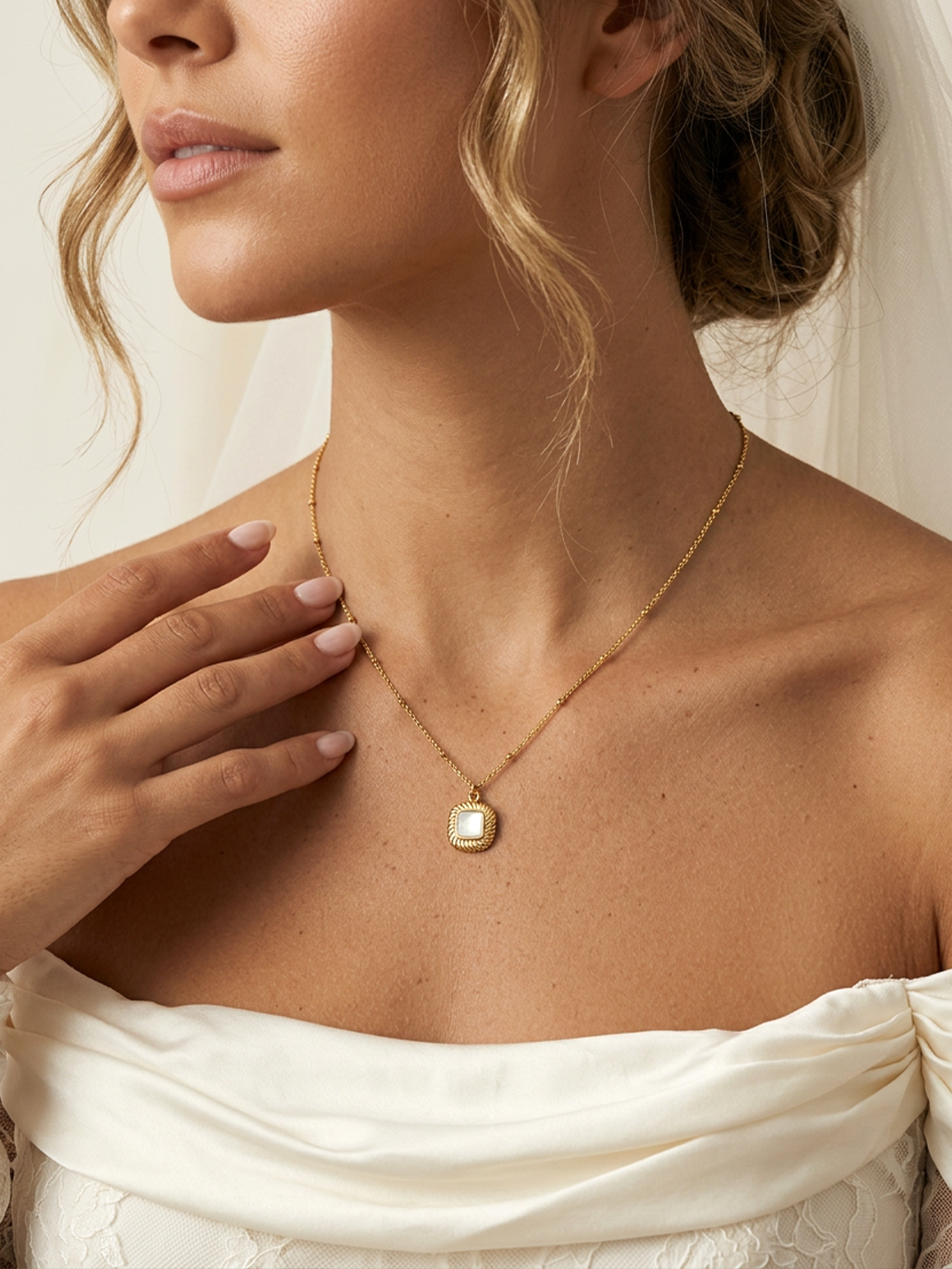 Square Pearl Necklace With Bobble Chain