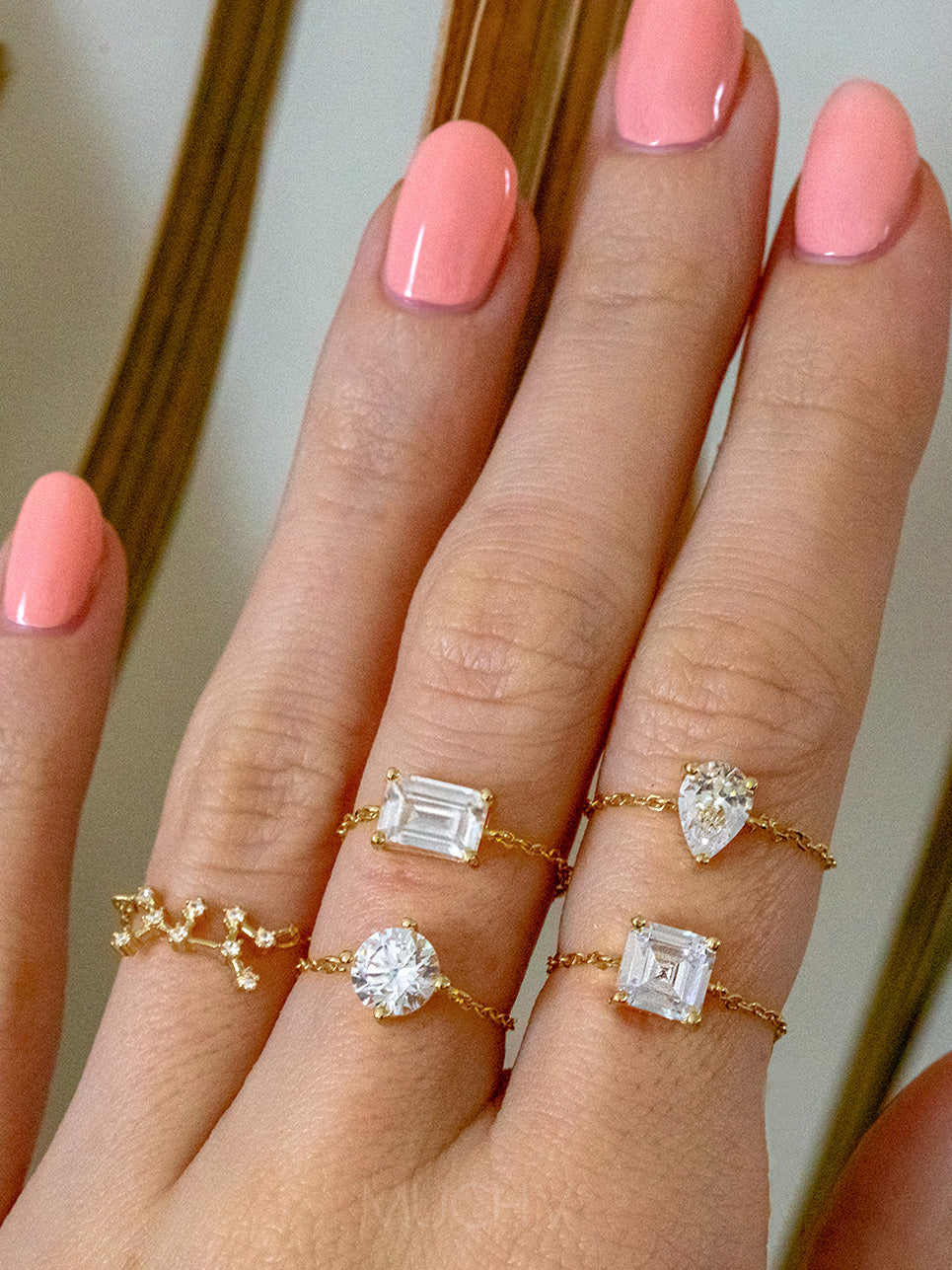 Square, Pear or Round Stone Adjustable Chain Ring