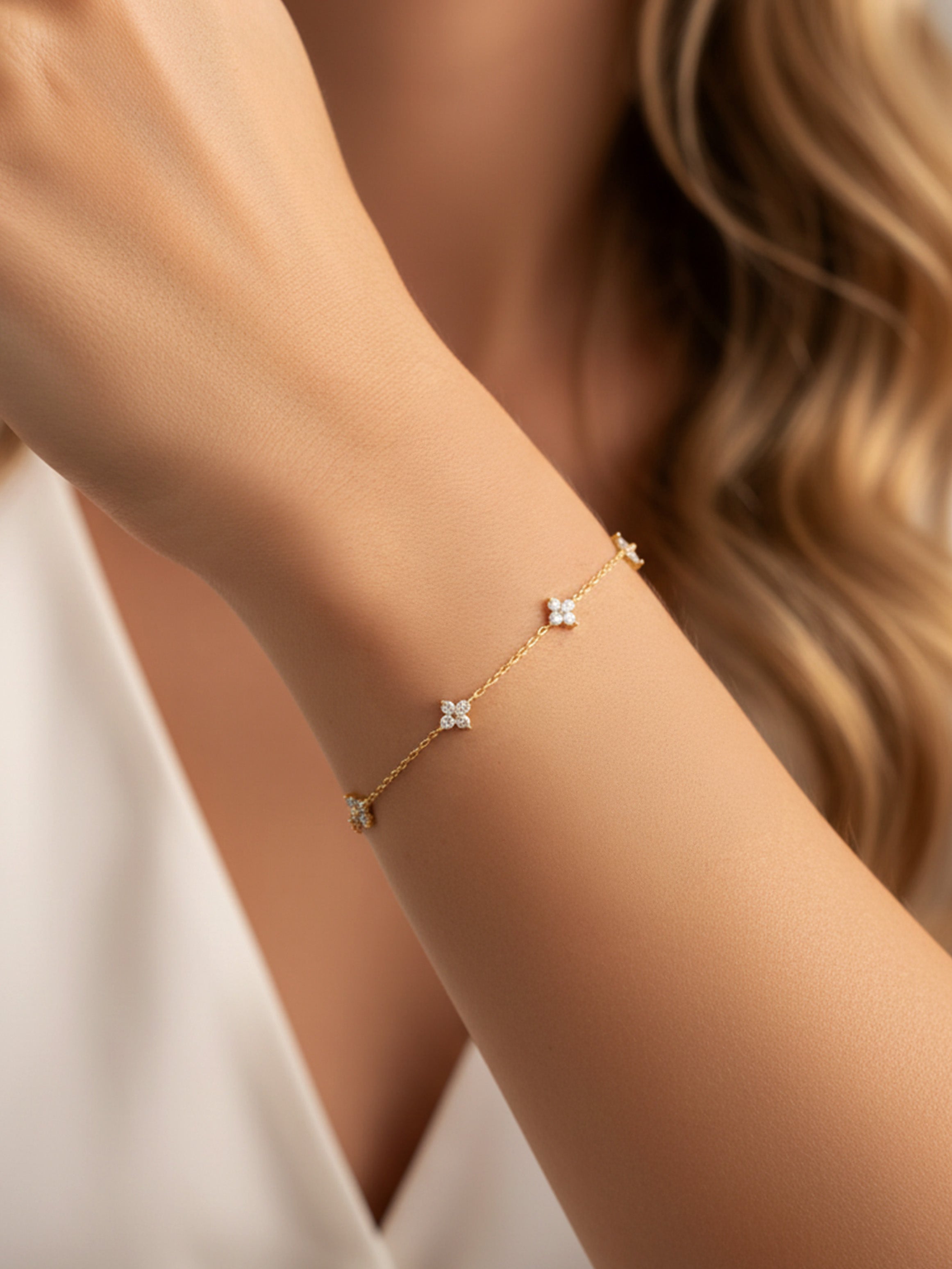 Dainty Hydrangea Bracelet
