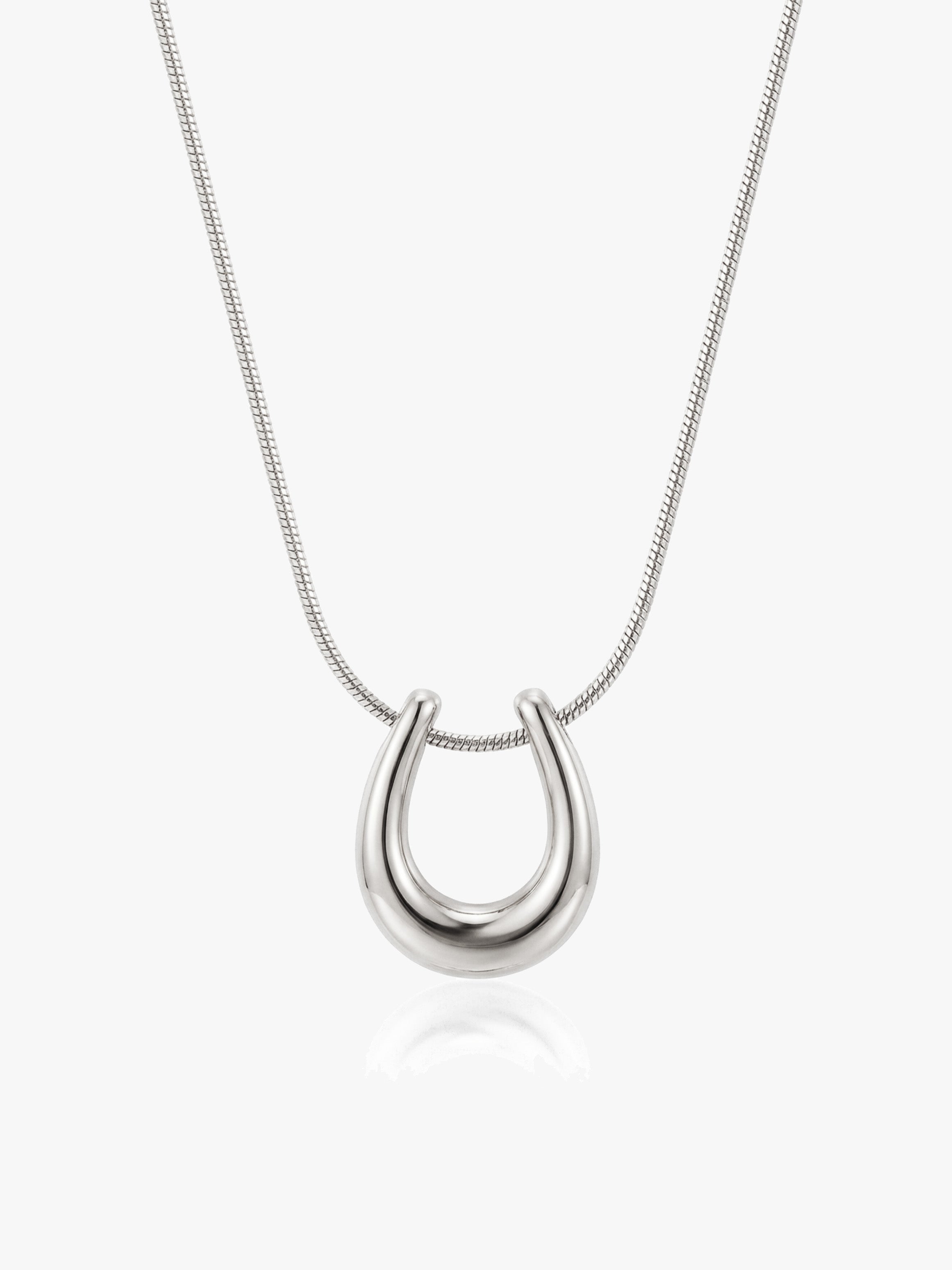 Chunky Horseshoe Pendant Necklace