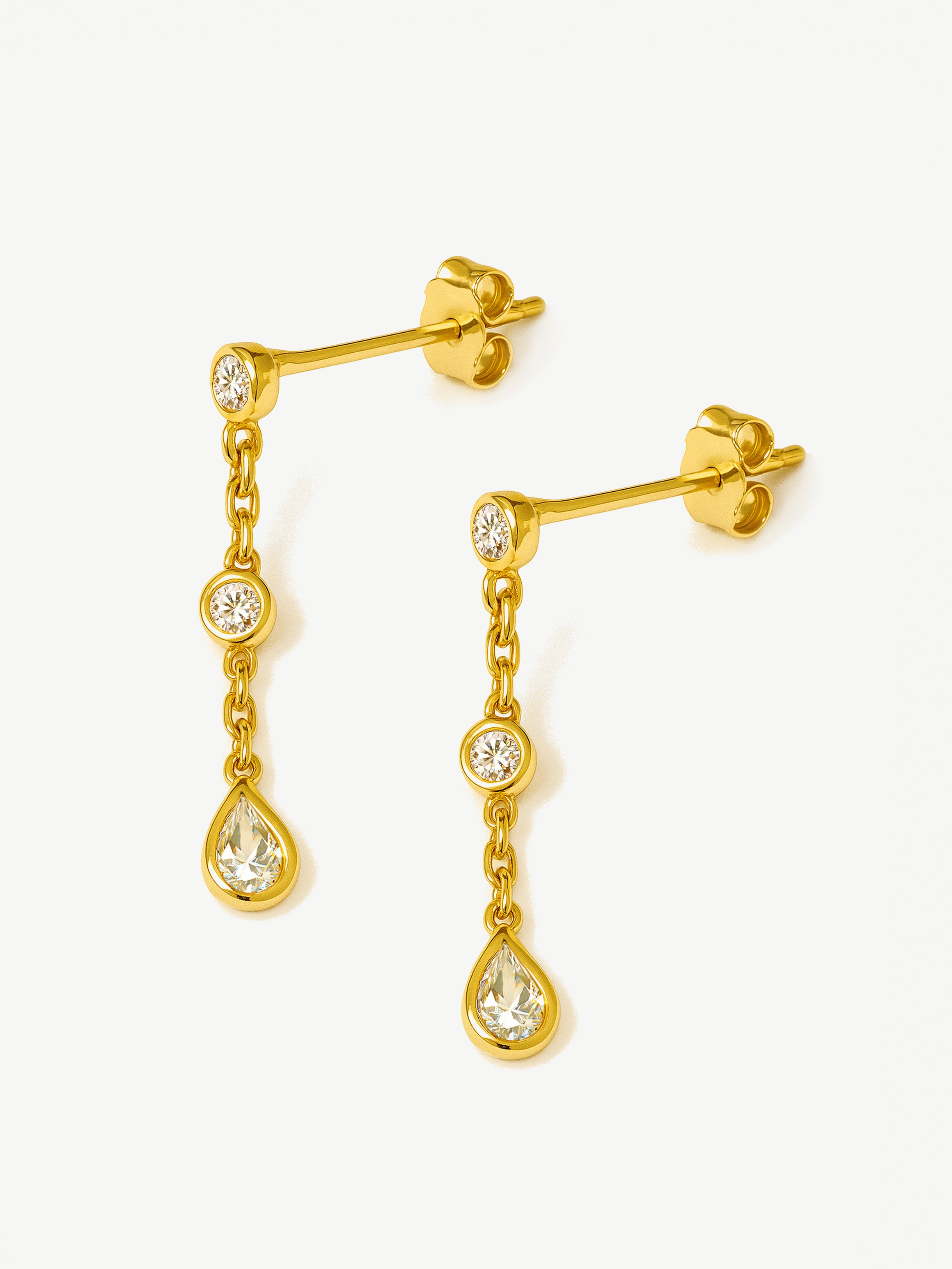 Dangle Chain Earrings With White Stones