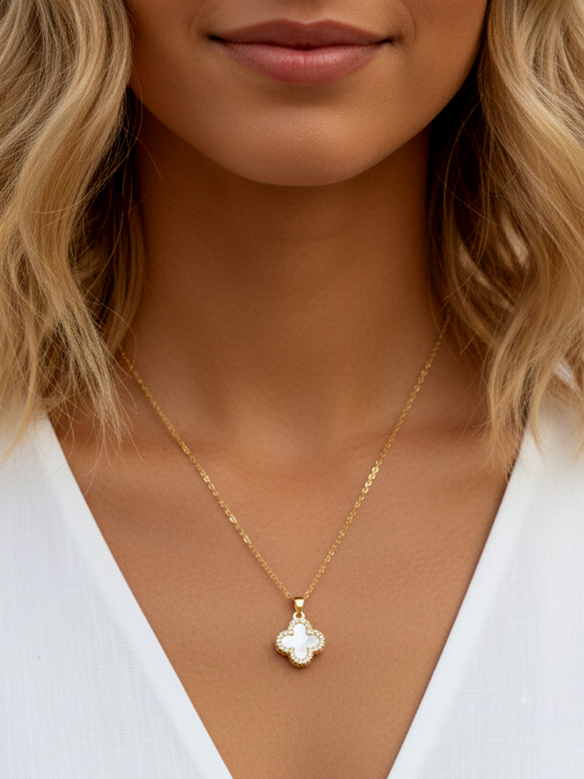 Clover Necklace - Reversible Pendant