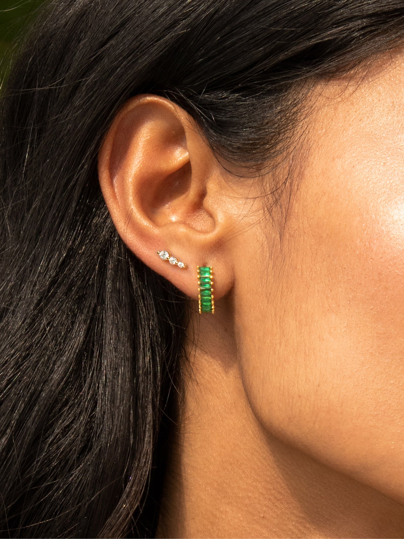 Gold Cluster Stud Earrings - Three Stones
