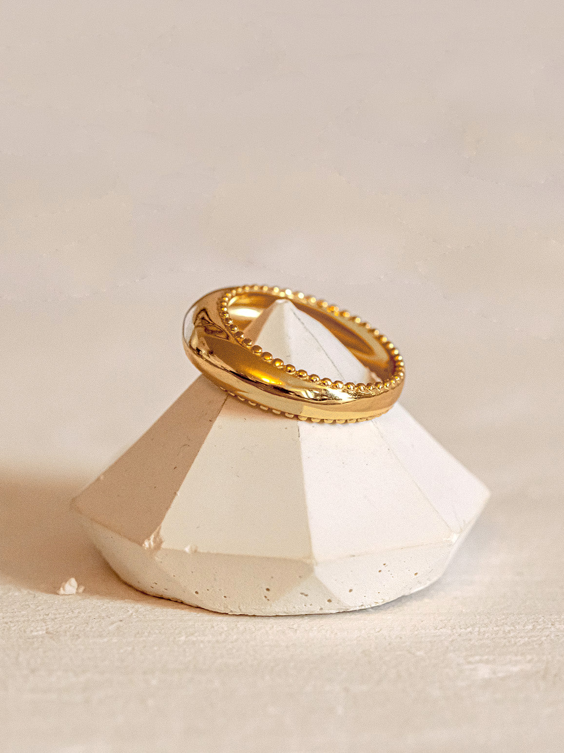 Gold Curved Dome Ring - Sphere