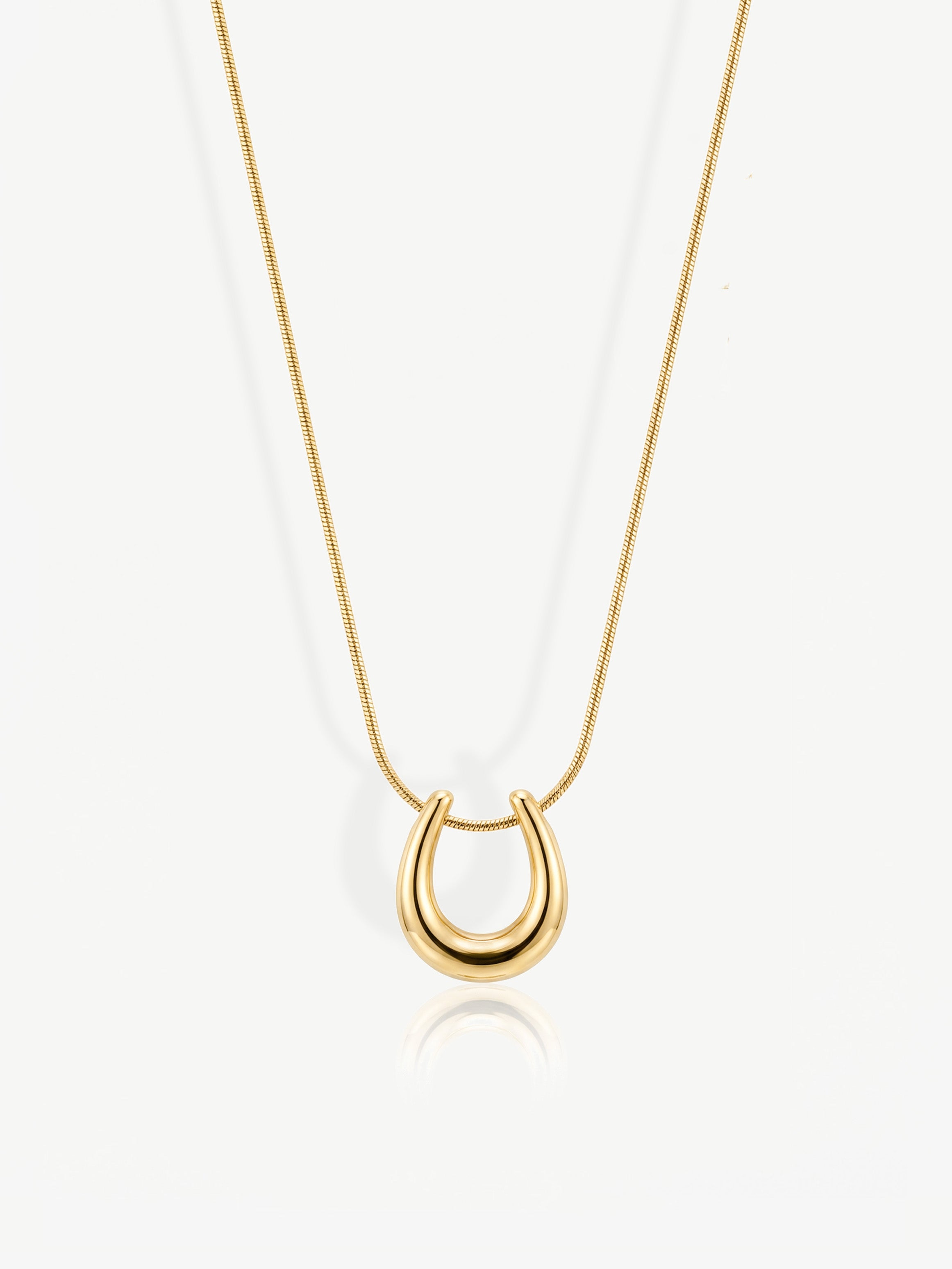 Chunky Horseshoe Pendant Necklace