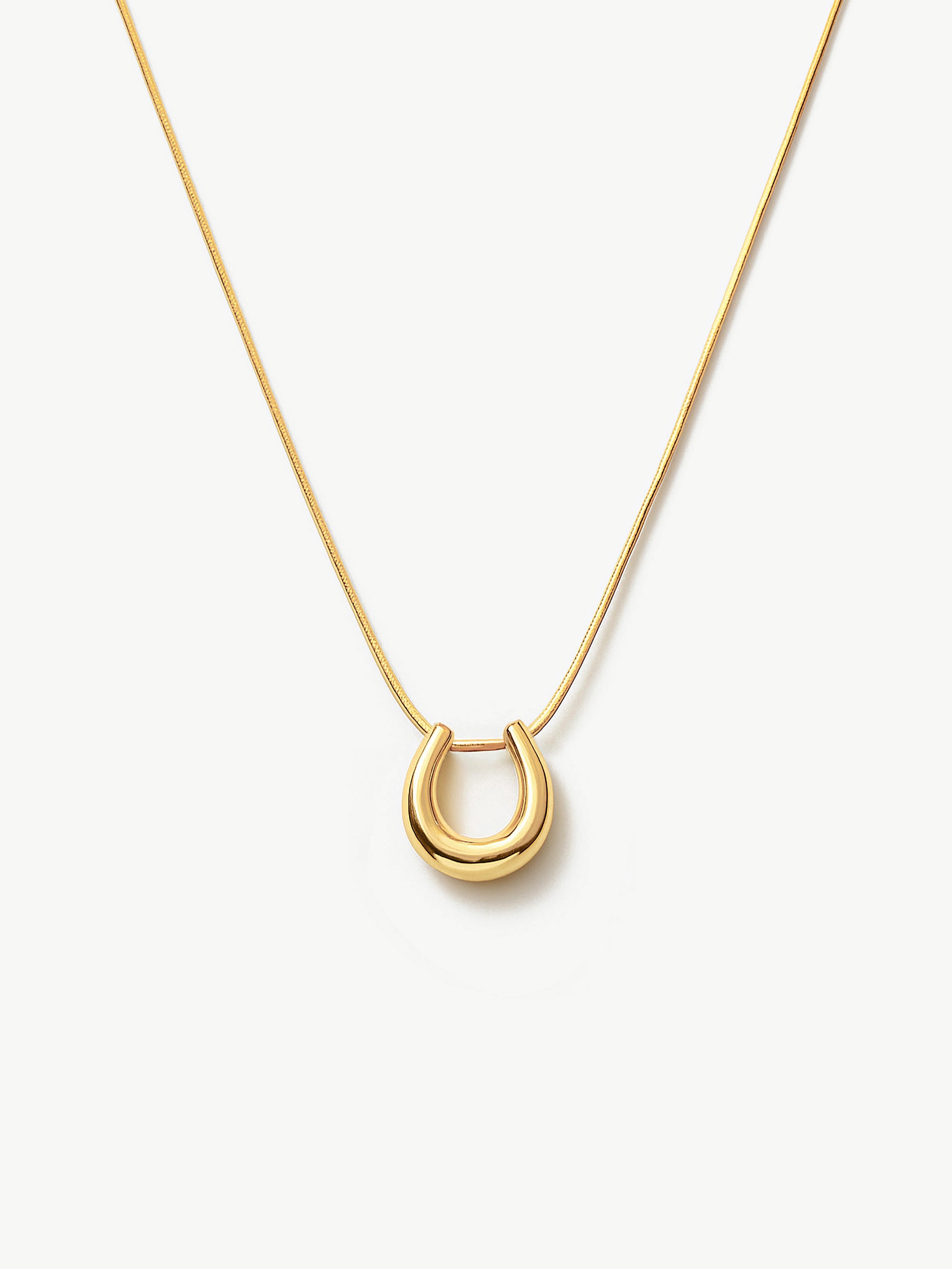 Chunky Horseshoe Pendant Necklace