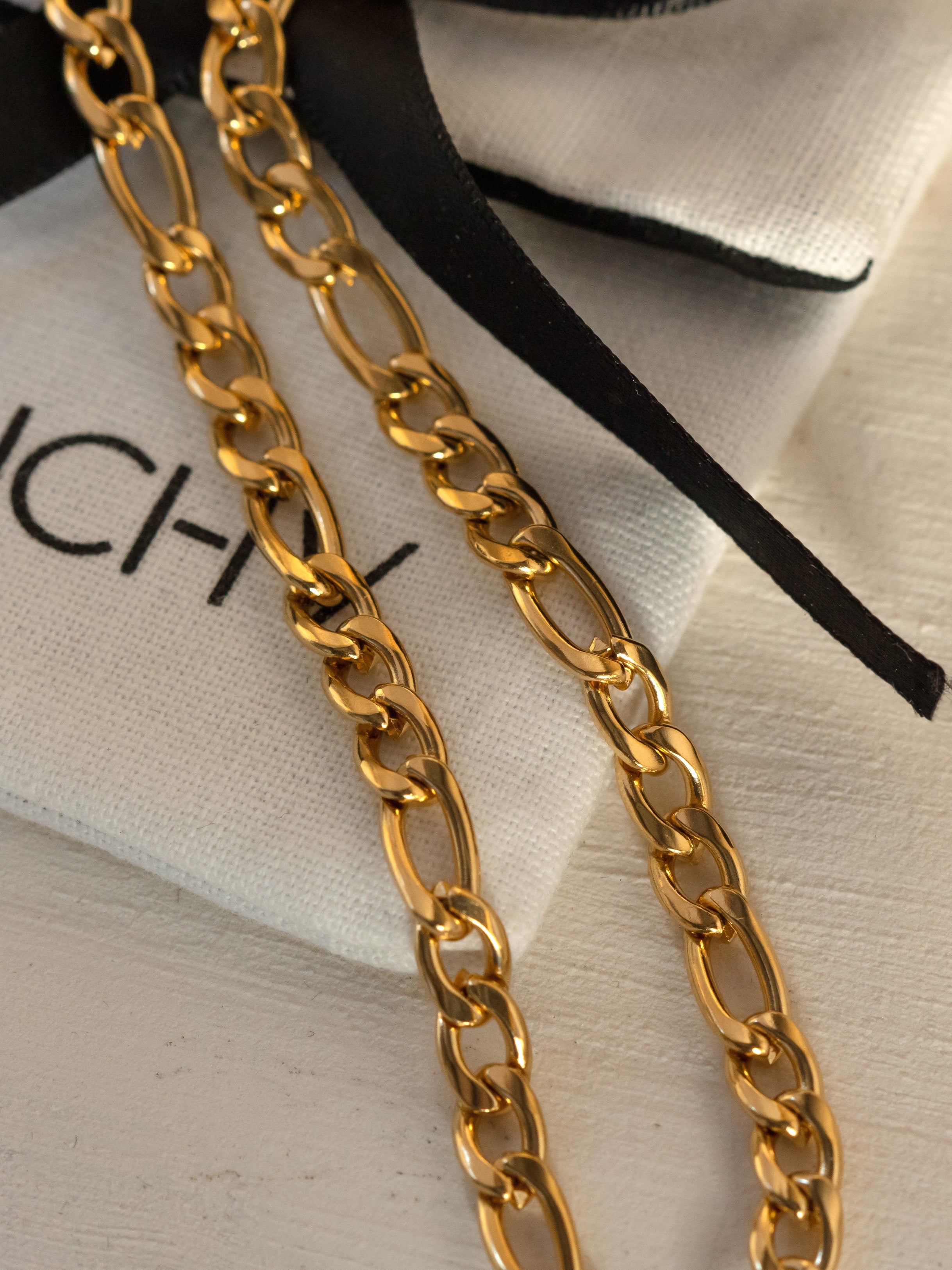 3mm Gold Figaro Chain Necklace