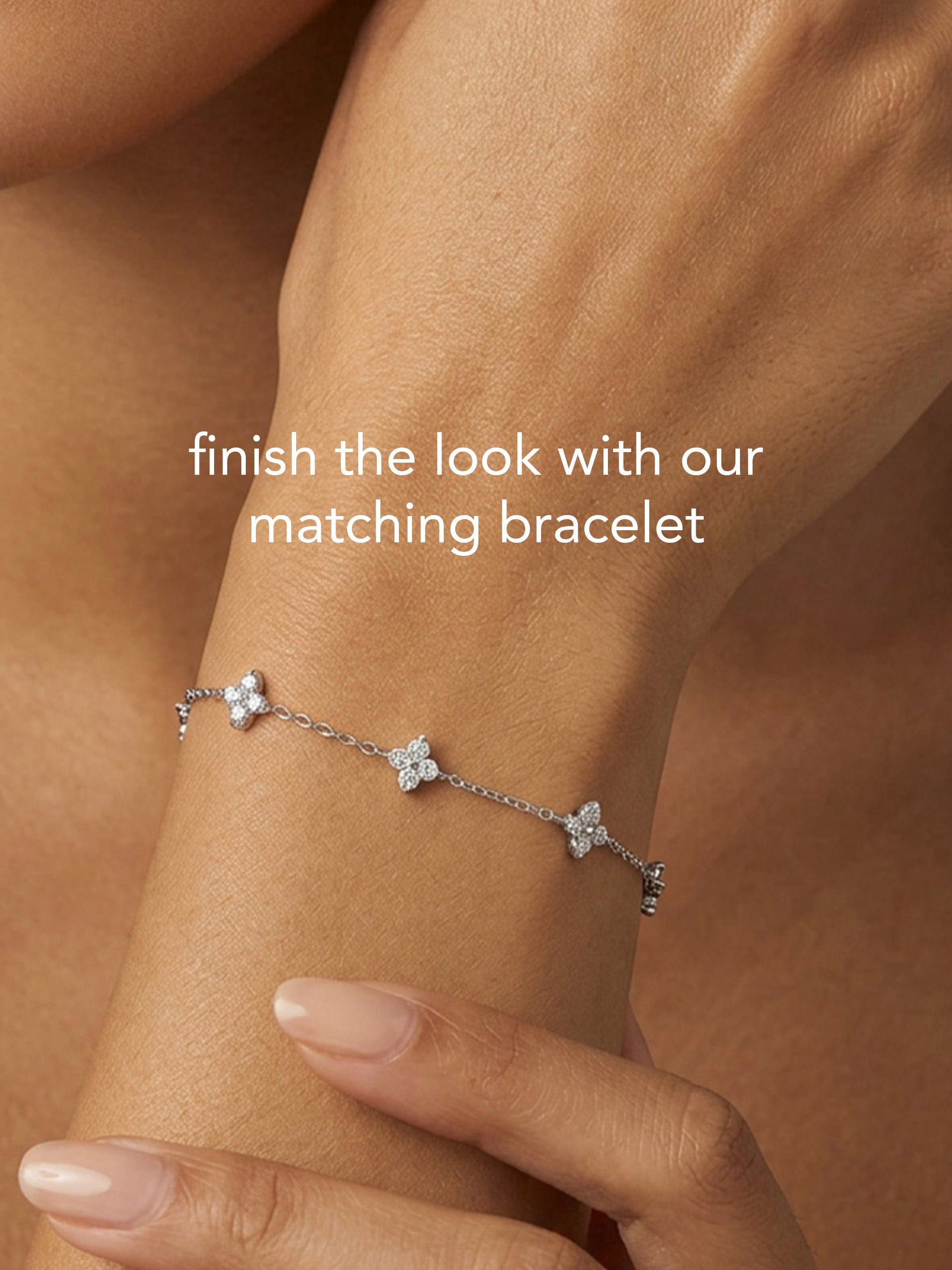 Dainty Hydrangea Flower Necklace