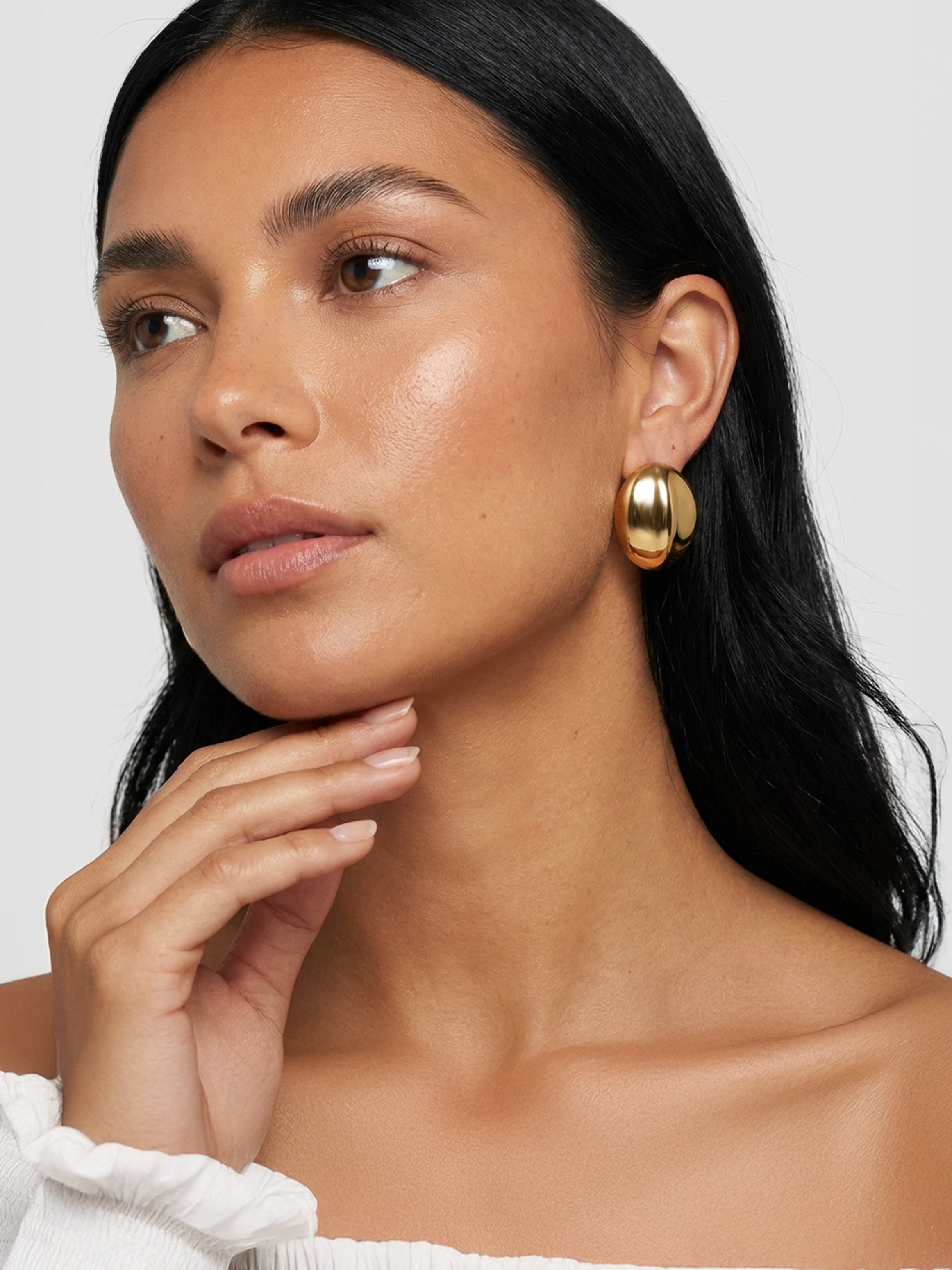 Solid Oval Stud Earrings