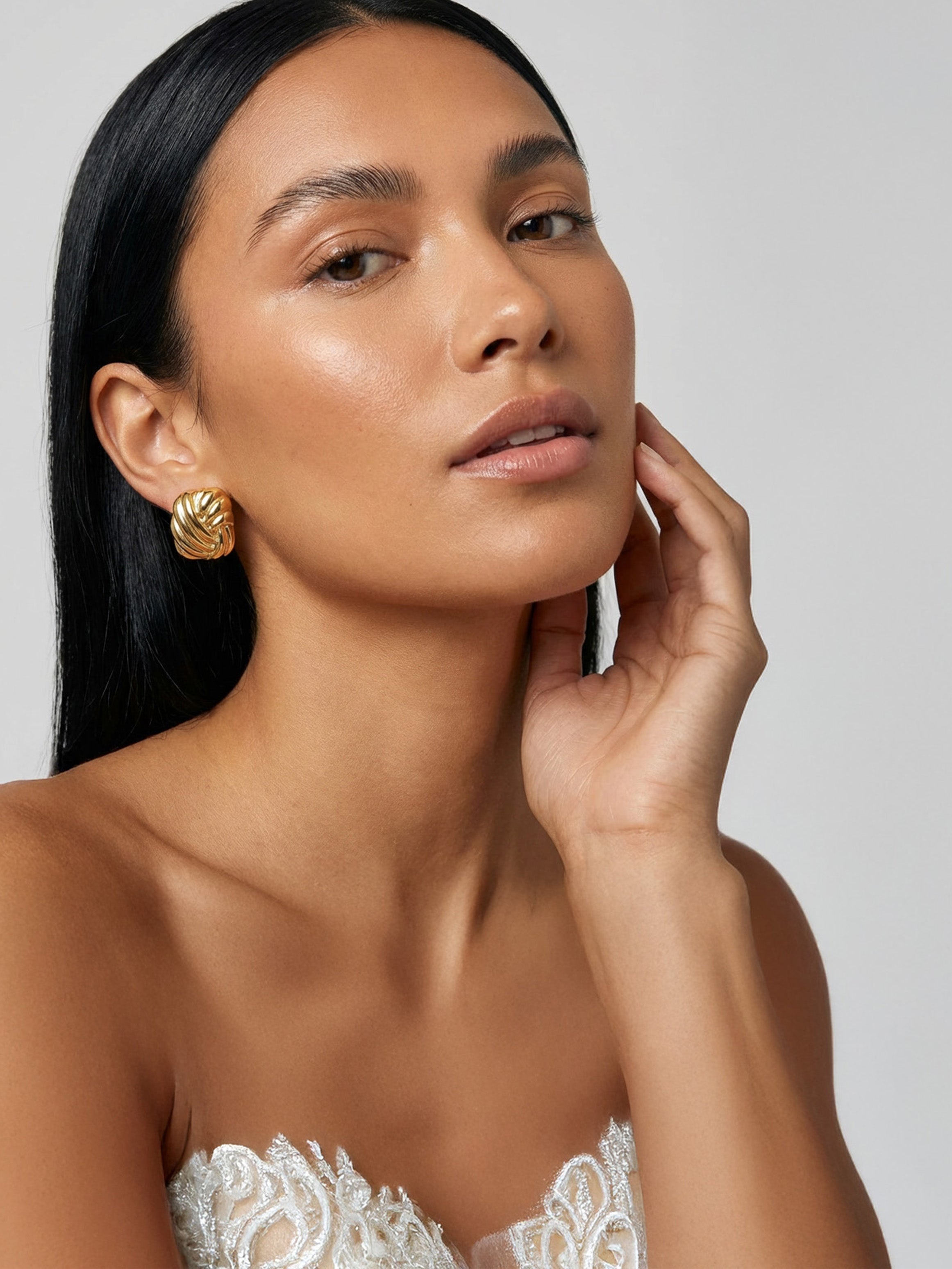 Twisted Square Stud Earrings - Gold