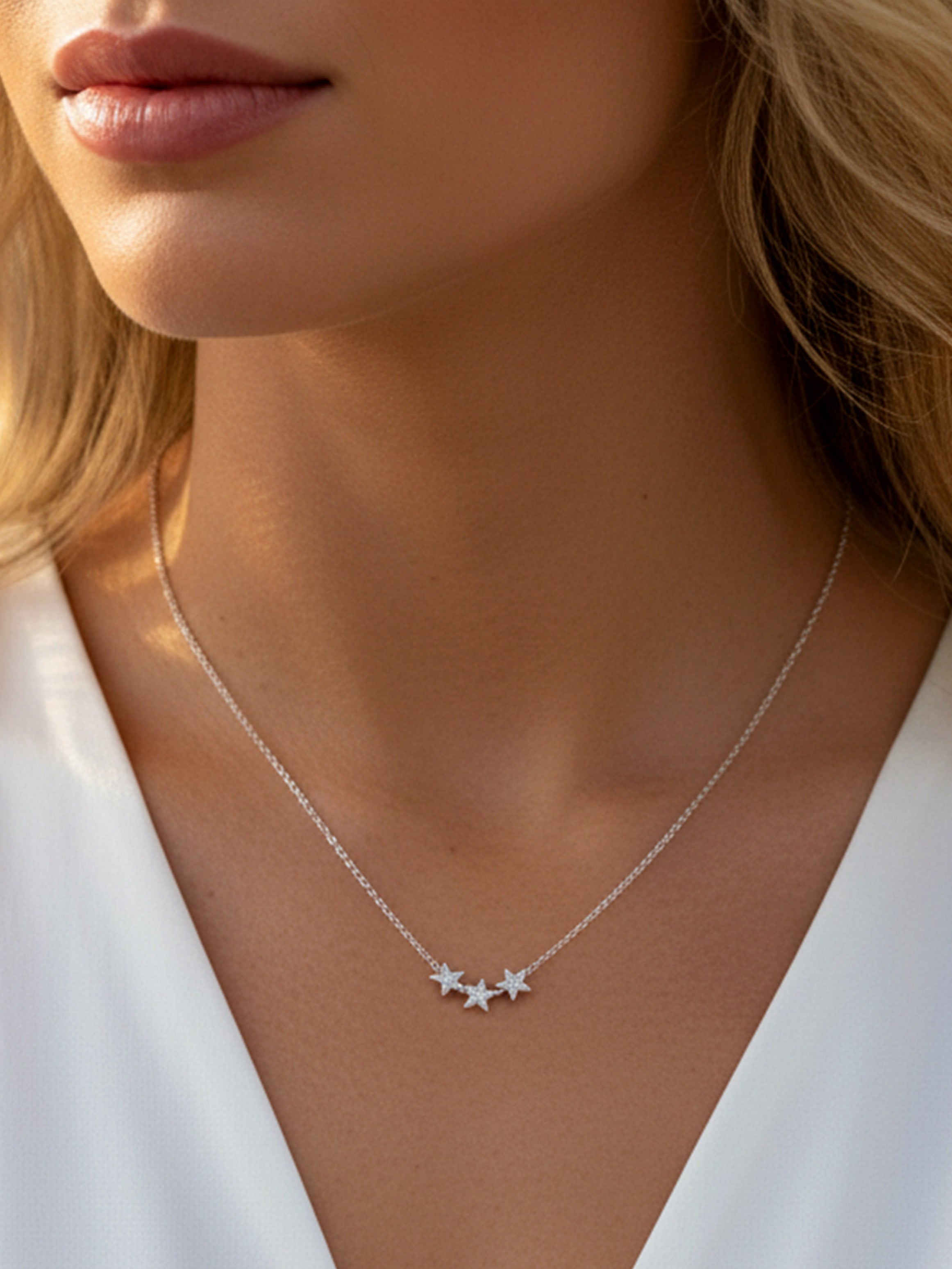 Dainty Three Stars Necklace